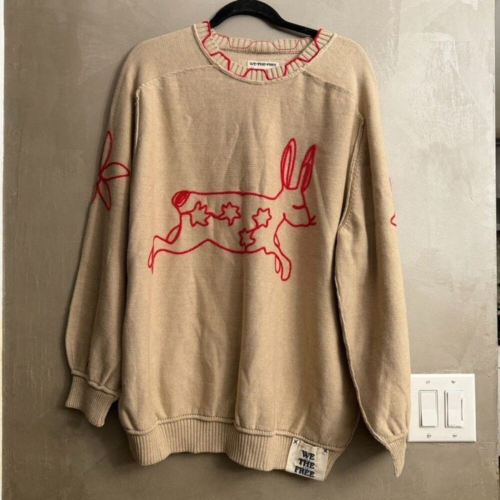 Free People We The Free Bunny Graphic Crewneck Sweater Medium M NEW - Picture 3 of 7